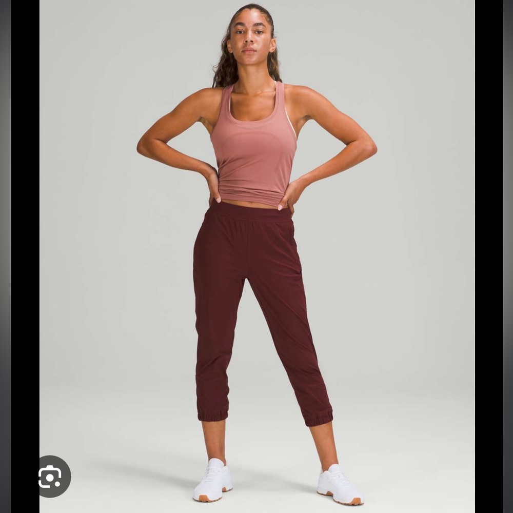 Lululemon Adapted State High-rise Jogger Crop